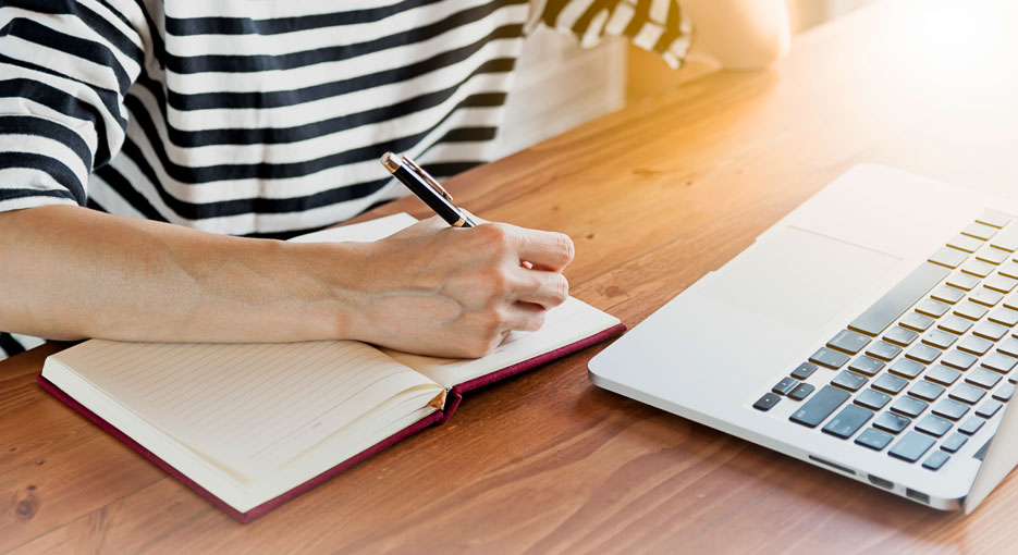 Types of Writing Services Offered by Professional Writers